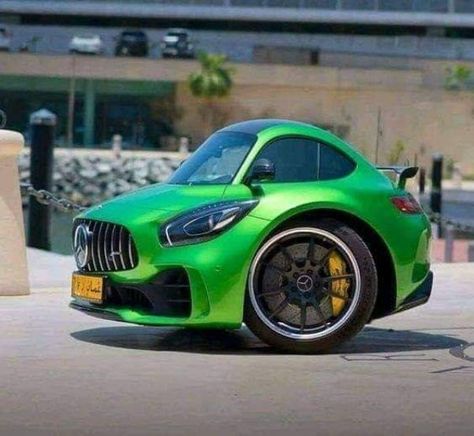 Funny Pics and Memes Made For Laughing At Exotic Sports Cars, Xe Bugatti, Kereta Sport, Mobil Futuristik, Luxury Sports Cars, Tiny Cars, Car Memes, Lamborghini Cars, Weird Cars