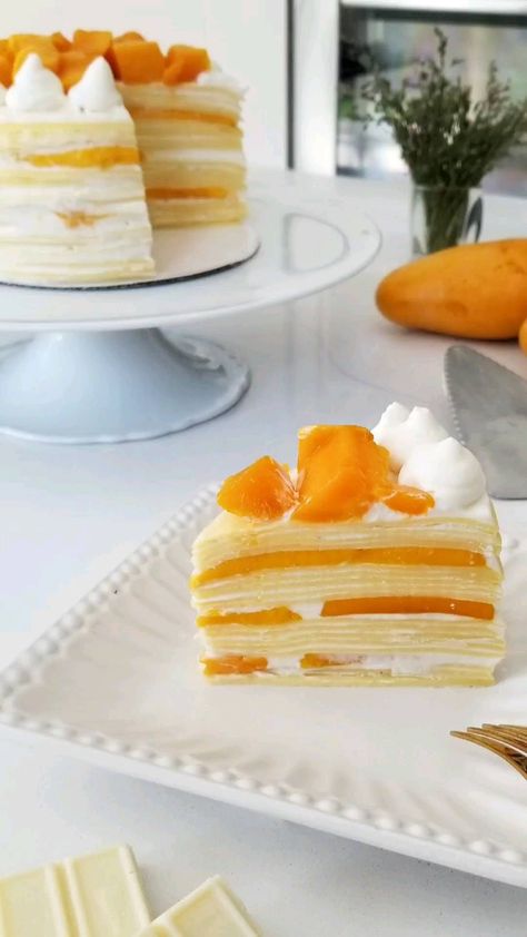 Mango Cake Aesthetic, Mango Crepe Cake, Crepe Cake Aesthetic, Crepe Ideas, Bussin Food, Crape Cake, Mango Crepe, Mille Crepe Cake, Mille Crepes