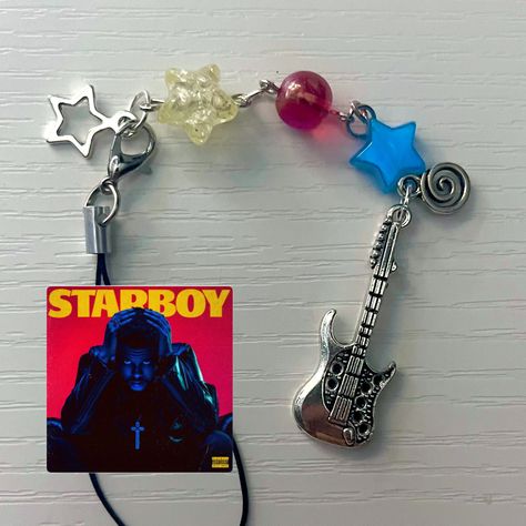 #keychain #handmade #aesthetic #depop #smallbusiness #oskirq #starboy #album #albumcover #theweeknd #abel #weeknd #theweekend #weekend The Weeknd Keychain, The Weeknd Gift Ideas, Album Keychain, The Weeknd Abel, Handmade Aesthetic, Keychain Handmade, Phone Charm, The Weeknd, Key Rings