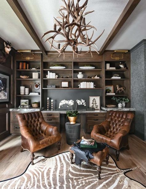 42 Home Office Lighting Ideas for a Bright and Cheery Workspace Whiskey Room Furniture, Home Office And Bar Combo, Men’s Office Lighting, Mens Study Room Decor, Modern Mountain Home Office, Western Office Ideas For Men, Speakeasy Office Design, Hunting Interior Design, Speak Easy Office