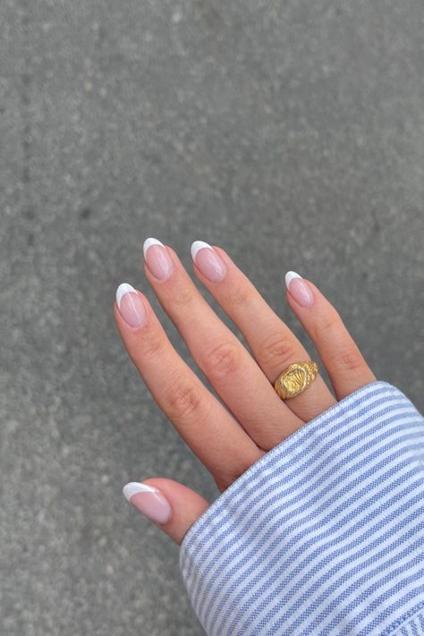 Nail Arts, French Manicure Nails, Summery Nails, French Tip Acrylic Nails, Casual Nails, Nagel Inspo, Cat Kuku, Girls Nails, Dream Nails