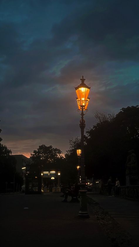 Light | photography | aesthetic | lantern | night | photoshoot | picture | orange | street | berlin | Berlin, Nature, Street Lamp Wallpaper, Street Lights Aesthetic, Bench Wallpaper, Lantern Night, Black Hour, Night Photoshoot, Lala Land