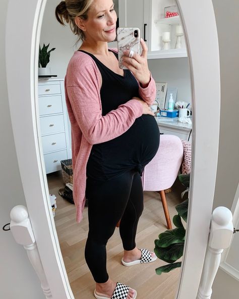 A Round Up Of Third Trimester Outfit Ideas - my kind of sweet Maternity Leggings Outfit, Maternity Work Wear, Pregnant Outfits, Summer Pregnancy Outfits, Shein Review, Beachy Waves Hair, Petite Curvy, Preggo Fashion, Waves Hair