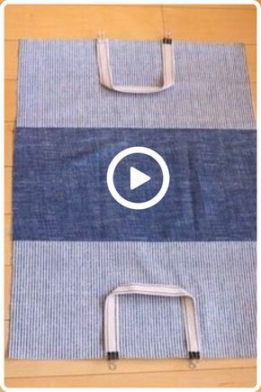 learn how to make jeans bag with old jeans by following the video step by step, it's very easy jeans bag diy Jeans Bags Ideas Sewing Patterns, Denim Tote Bag Diy Old Jeans, Jean Bags Pattern Ideas, Diy Jeans Bag Tutorial, Denim Bag Tutorial, Jeans Bag Diy, Jeans Bags Ideas, Denim Bags From Jeans, Old Jeans Recycle