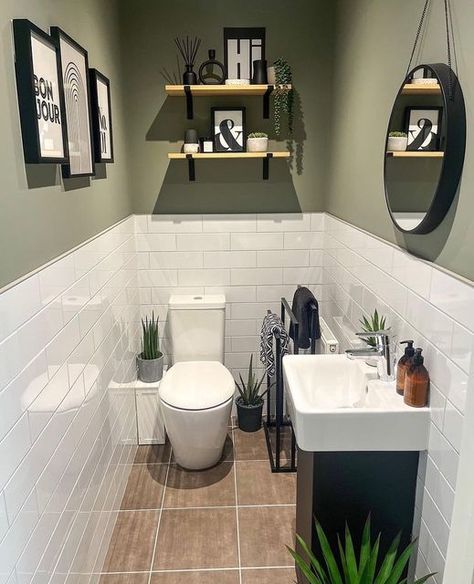 Small Toilet Decor, Small Downstairs Toilet, Small Bathroom Inspiration, Bilik Air, Bathroom Redecorating, Ideas Baños, Toilet Room Decor, Washroom Decor, Small Bathroom Interior