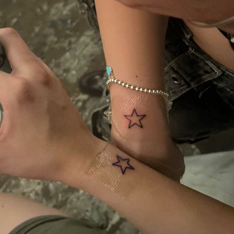 Partner Tattoos, Maching Tattoos, Cute Matching Tattoos, M Tattoos, Henna Tattoo Hand, Tattoos For Black Skin, Star Tattoo, Matching Couple Tattoos, Stylist Tattoos