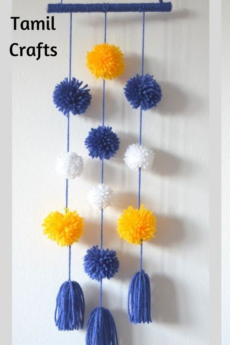 Cardboard Wall, Tassels Tutorials, Woolen Craft, Upcycle Crafts Diy, Pom Pom Crafts, Yarn Pom Pom, Diy Crafts Paper Flowers, Diy Crafts Room Decor, Macrame Patterns Tutorials