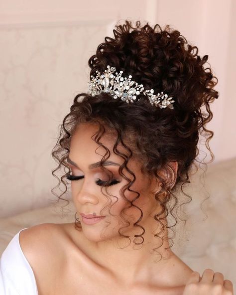 Curly Updo Wedding, Black Brides Hairstyles, Curly Bridal Hair, Natural Hair Wedding, Black Wedding Hairstyles, Natural Wedding Hairstyles, Quinceanera Hairstyles, Quince Hairstyles, Bridal Hair Inspiration