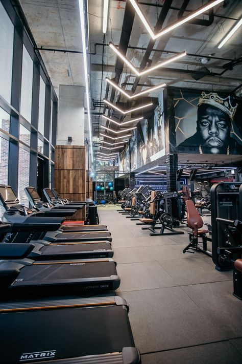 Best Gym Design In The World, Public Gym Design, Cool Gym Design, Modern Gym Design, Fitness Club Design, Warehouse Gym Design, Black Gym Interior, Luxury Gym Design, Modern Gym Interior Design