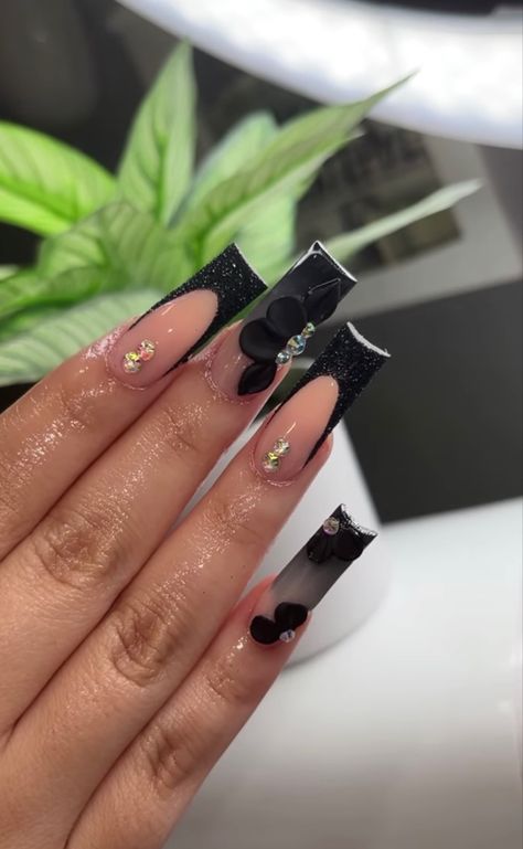 Black Flower Nails Acrylic, Hoco Nails Coffin, Black Acrylic Nails Prom, Black French With Rhinestones, Black Nails Acrylic Design, Black Graduation Nails, Black Nails With Charms, Black And Silver Acrylic Nails, Black Glam Nails