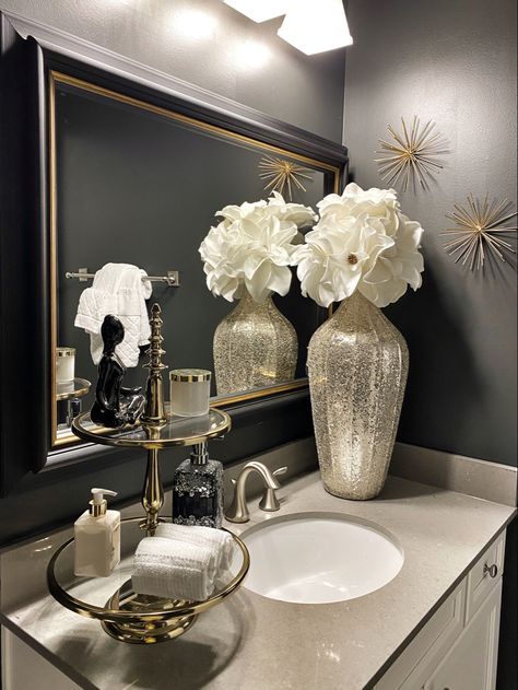 Powder room, powder room design, home decor Glam Bathroom Decor Ideas, Bathroom Theme Ideas, Guess Bathroom, Glam Bathroom Ideas, Bathroom Decor Apartment Small, Glam Bathroom Decor, Star Wall Decor, Bathroom Theme, Glamorous Bathroom Decor