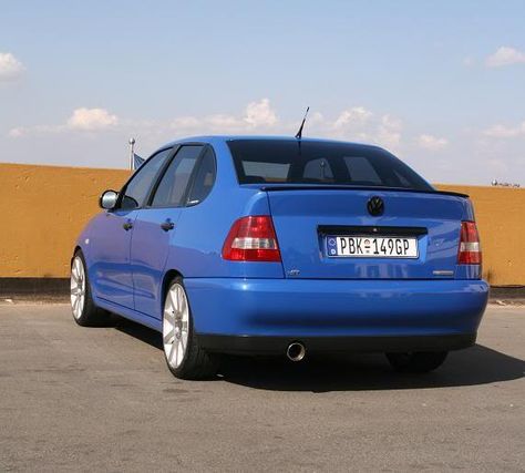 Vw Pointer, Bmw Car Models, Vw Type 3, Seat Toledo, Classic Volkswagen, First Cars, Volkswagen Car, Car Volkswagen, Polo Classic