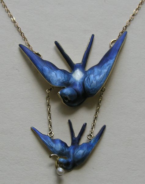 Meyle and Mayer Enameled Swallows Pearl Sterling Necklace - Swallows symbolize good luck, especially for travelers. Fimo, Bluebird Jewelry, Swallow Jewelry, Bijoux Art Nouveau, Sterling Necklace, Blue Birds, Sterling Necklaces, Art Nouveau Jewelry, Bird Jewelry