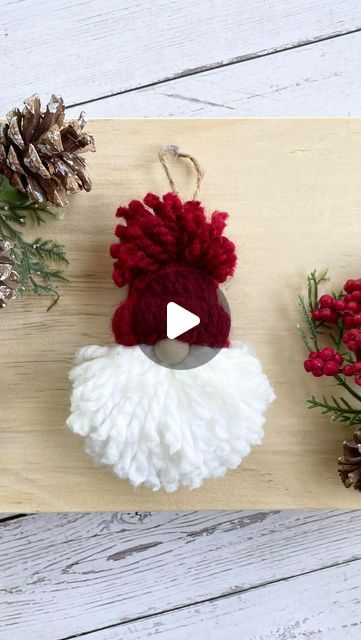 Emma Villaneda on Instagram: "A quick tutorial with all my secrets and tips!🎄 Ornaments, gift toppers, stocking stuffers, teachers/neighbor gifts, garlands…etc how would you use these Gnome ornaments?! Materials: - Cardboard tube (Amazon- linked) - Yarn (Amazon- linked) - 4”-5” surface to wrap yarn around - Twine - Wooden bead (Amazon- linked) • • • • #christmas #christmasdecor #christmastime #holiday #holidaydecor #gnome #ornaments #diy #craft #homedecor #design #home #interior #homedesign #interiordesign #potterybarn #explorepage #trending #reelvideo #newreel #art #dollartree #dollarstore #kidcraft #creative #holidayseason #crafts" Gnome Tutorial How To Make, Teacher Gnomes Diy, Yarn Gnome Ornament, Gnome Garland Diy, Gnomes With Yarn, Diy Gnomes How To Make, Gnome Christmas Ornaments Diy, Yarn Gnomes Diy, Holiday Gnomes Diy