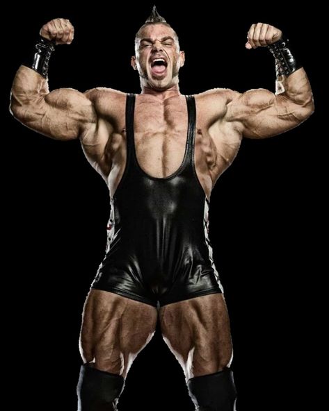 Brian Cage - Professional wrestler and bodybuilder. Brian Cage, Muscle Man, Make Funny Faces, Lucha Underground, Bodybuilders Men, Pro Wrestler, Gym Flooring, Professional Wrestler, Men's Muscle