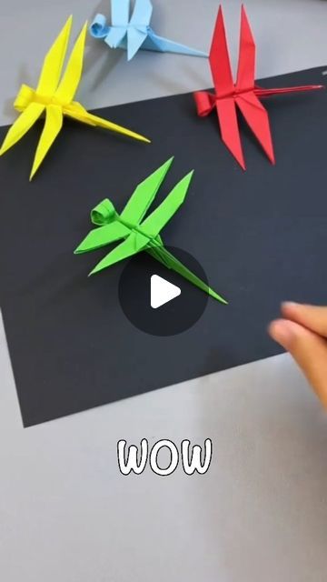 Easy Paper Folding Crafts, Art Projects With Paper, Folding Paper Crafts, Craft Ideas For Beginners, Paper Folding Crafts, Dollar Origami, Ideas Paper, Early Childhood Development, Childhood Development