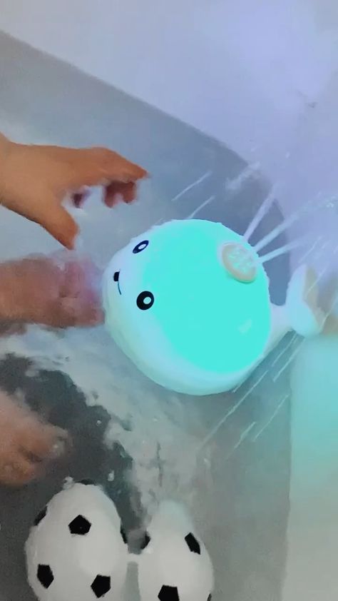 Baby Bath Caddy, Bath Toys For Babies, Toddler Bath Toys, Baby Bathtime, Best Bath Toys, Baby Shower Gift List, Baby Bubble Bath, Kids Bath Toys, Newborn Bath