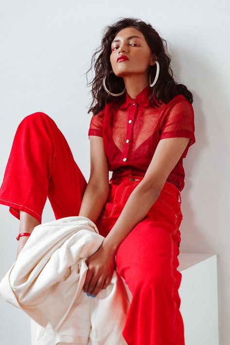 Haute Couture, Monochrome Outfit Summer, Red Monochromatic Outfit, Red Monochrome Outfit, Perfect Summer Body, Mode Monochrome, Makeup Suggestions, Monochrome Outfits, Powder Palette