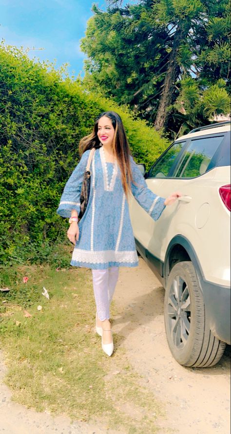 Ponchos, Stylish Dress Book Pakistani, Style Outfits Summer, Dress Designing Ideas, Casual Sundresses, Summer Vibes Aesthetic, Casual Summer Style, Aesthetic Summer Outfits, Lace Suit