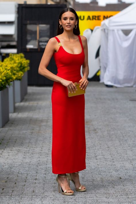 Nina Dobrev Dress, Sha Carri Richardson, October Wedding Dresses, Nina Dobrev Style, Celebrity Yearbook Photos, Celebrity Yearbook, Naomi Osaka, Red Dress Long, Yearbook Photos