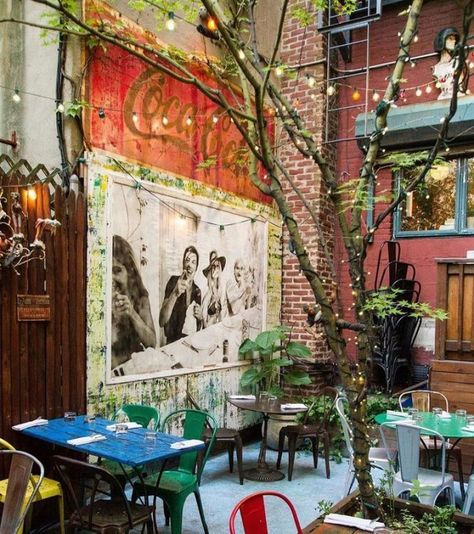 15 Scrumptious Spots To Find The Best Brunch In NYC This Weekend - Secret NYC Brunch New York, New York Bucket List, Brunch Nyc, East Village Nyc, Pardon My French, Nyc Neighborhoods, New York Bar, Nyc Rooftop, Nyc Bars