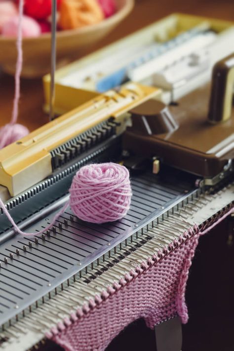 Amigurumi Patterns, Knitting Machines For Sale, Knitting Machine Tutorial, Brother Knitting Machine, Circular Knitting Machine, Large Knitting, Knitting Basics, Knitting Machines, Knitting Machine Projects