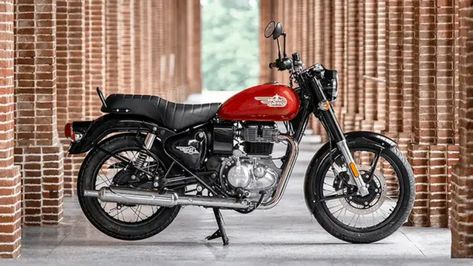 Today New 2023 Royal Enfield Bullet 350 officially launch in India today. This bike is Royal Enfield’s oldest and most iconic model, which has now come in a new avatar. In this post, I will be telling you about what’s new in 2023 Royal Enfield Bullet 350 bike, like its features, Engine, Mileage, Top Speed, ... Read more The post New 2023 Royal Enfield Bullet 350 Launch – Photos Inside appeared first on Auto With Sid. Royal Enfield Bullet 350, Bullet 350, Indian Road, Enfield Bike, 1980s Party, New Avatar, Royal Enfield Bullet, Royal Blue Dress, New 2023