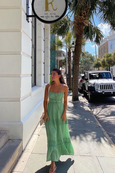 Playa Del Carmen, Cruise Holiday Outfits, Beach Vacation Dresses For Women, Caribbean Summer Outfits, Beachy Dinner Outfit, Charleston Outfit Ideas, Summer Ootd 2024, Key West Outfit Ideas Women, Charleston Sc Outfits Summer