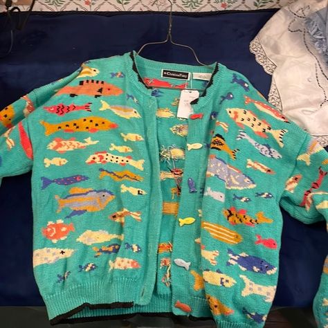 Vintage Christine Foley Fish Sweater Jellyfish Aesthetic Clothes, Funky Clothing Style, Weird Outfits Aesthetic, Funky Aesthetic Outfits, Odd Clothes, Fish Clothes, Fish Outfit, Funky Sweaters, Funky Tops