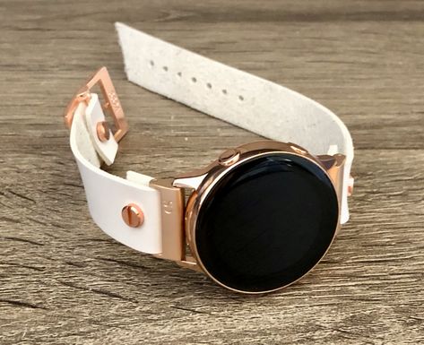 White Leather Rose Gold Samsung Galaxy Active Band, Rose Gold Galaxy Watch Active2 Bracelet 40mm 44mm, Vegan Leather Rose Gold Watch Band Trendy Watches Women, Trendy Watches Women Fashion, Bracelet Or Rose, Wristband Design, Pretty Watches, Gold Galaxy, Samsung Watch, Womens Designer Watches, Leather Rose