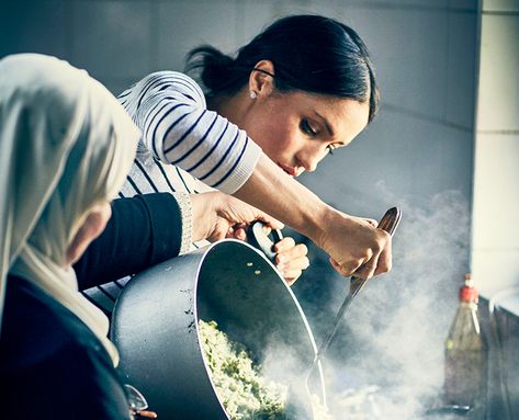 Meghan Markle's first project as a royal is a deliciously diverse cookbook full of recipes we'll be eating all season long... Megan Duchess, Community Kitchen, Meghan Markle News, Suits Usa, The Tig, Megan Markle, Prins Harry, Princess Meghan, Kate And Meghan