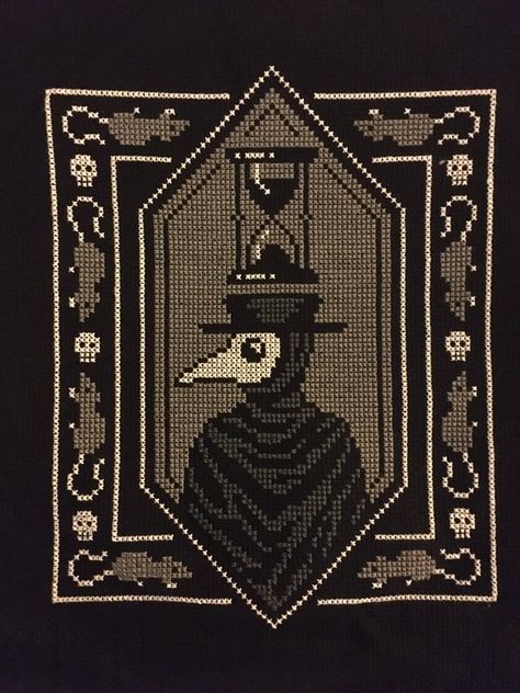 Cross stitch creepy Black Canvas Cross Stitch, Free Witchy Cross Stitch Patterns, Horror Cross Stitch Patterns Free, Pixel Art Tapestry, Cool Pixel Art Ideas, Halloween Crochet Tapestry, Sun And Moon Pixel Art, Halloween Tapestry Crochet, Spooky Cross Stitch Pattern