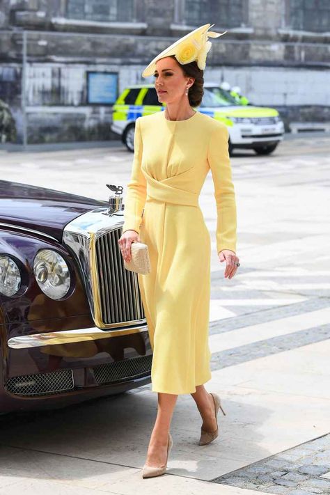 Alexander Mcqueen, Cambridge, Kate Middleton, Duchess Of Cambridge, Reina Isabel Ii, Catherine Duchess Of Cambridge, Platinum Jubilee, Isabel Ii, The Duchess