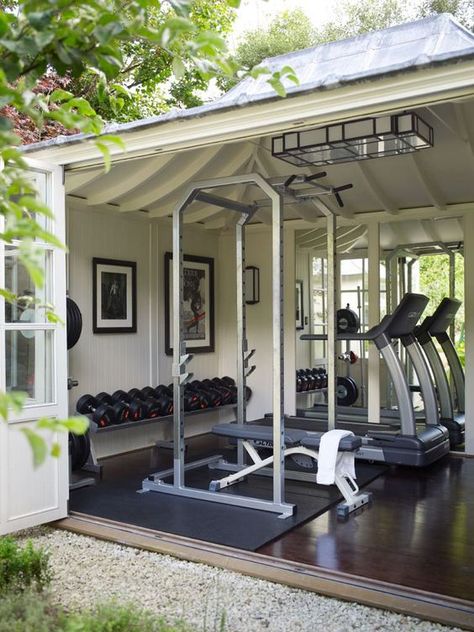 16 Garage Conversion Ideas (PICTURES) Gym Shed With Sauna, Shed Gym Ideas, Gym Decorating Ideas, Small Space Home Gym, Home Gym Shed, Gym Shed, Home Gym Mirrors, Casa Garage, Forest Creek