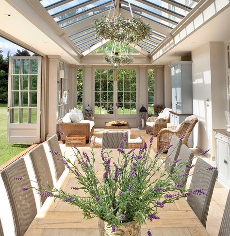 Orangery Dining Room Extension, Georgian Orangery Extension, Orangery With Bifold Doors, Victorian Orangery Extension, Orangery Interior Ideas, French Orangerie, Georgian Extension, Orangeries Extension, Georgian Orangery