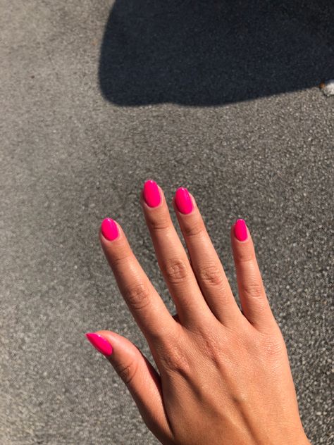 Oval Nails Bright Colors, Pink Neon Nails Short, Simple Neon Pink Nails, Hot Pink Nails Inspiration, Solid Color Pink Nails, Bright Pink Acrylic Nails Almond, Hot Pink Round Acrylic Nails, Neon Pink Dip Nails, Hot Pink Nails Round