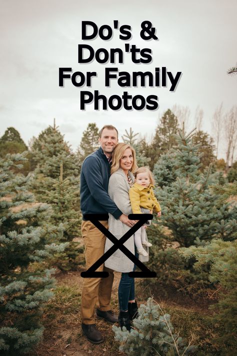 Poses to stay away from when it comes to family photos! Step-by-step guide for success. Family Photo Flower Fields, Family Photo Outfits Pop Of Color, Families Photoshoot Ideas, Grown Up Family Photos, Spring Studio Photoshoot Family, Picture Outfits For Women, Posing For Pictures With Friends, Fall Family Of 4 Photoshoot, Diy Family Photos At Home