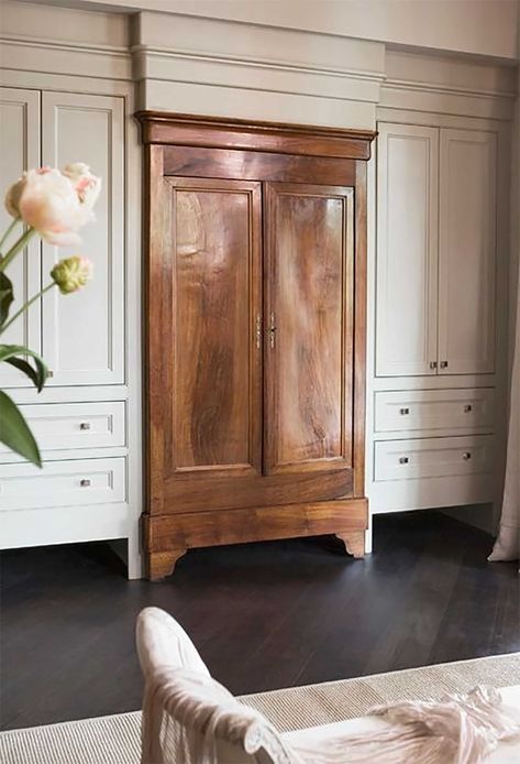 Bedroom Built Ins, Aesthetic Bed, Closet Aesthetic, Wood Armoire, Antique Armoire, Bedroom Armoire, Wall Closet, Build A Closet, Fitted Wardrobes