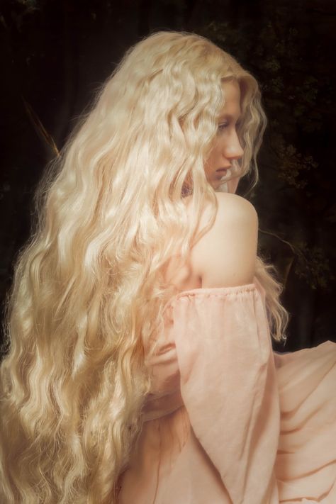 Daenerys Targaryen, Yennefer Of Vengerberg, Hair Reference, 영감을 주는 캐릭터, Hair Goals, Hair Inspo, Character Inspiration, Hair Inspiration, Pretty People