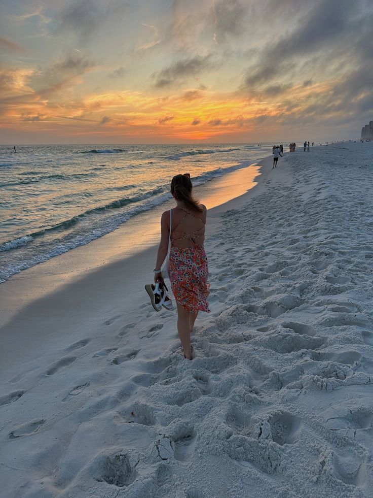 walking on the beach picture during sunset 🌅 Beach Walk Aesthetic, Walking On Beach, Sunrise Walk, Walking Beach, Beach List, Sunset Walk, Beach Walking, Walking On The Beach, Beach Picture