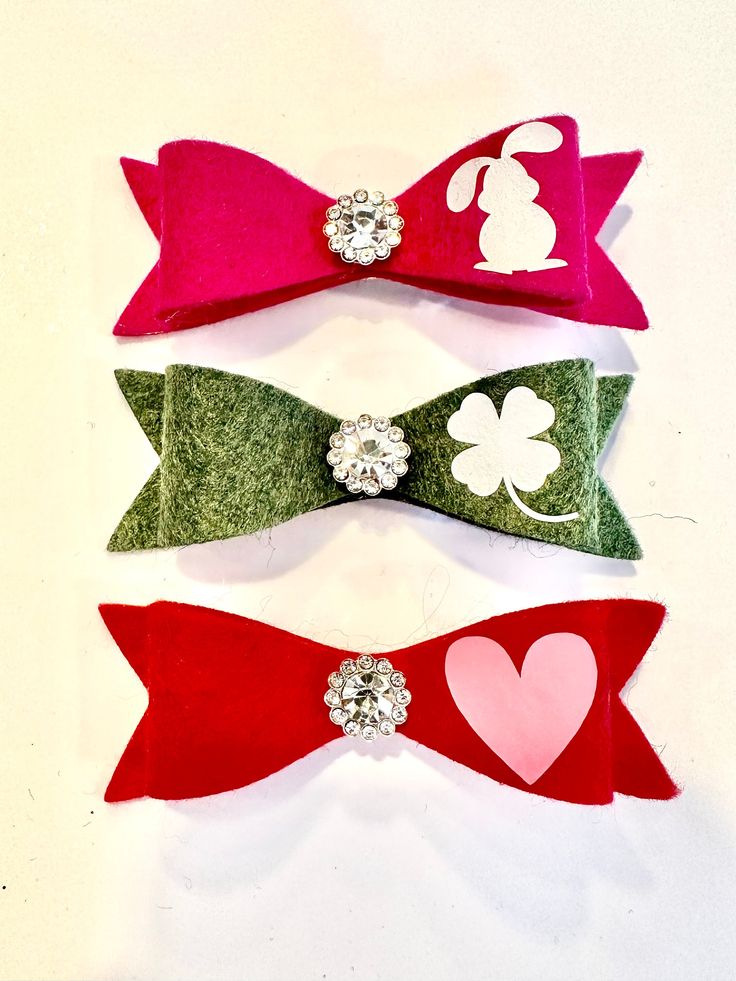 Adorable Hair Bow Set celebrating Easter, Valentines and St Patrick's Day.  Hair Bows Measure 3 inches. Hair Bows, St Patrick's Day, Hair Bow Sets, Bow Set, Barrette Clip, Barrettes, Hair Bow, St Patricks Day, Beauty Book