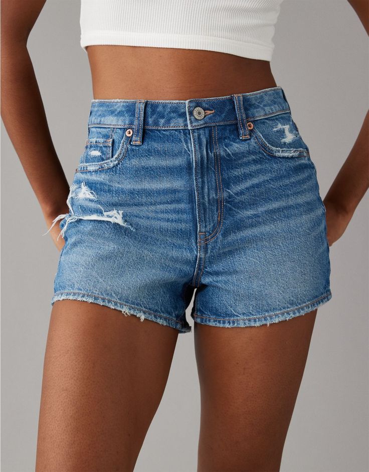 AE Strigid Ripped Denim Mom Short Summer Work Dresses, Long Denim Shorts, Wardrobe Refresh, Jean Short Outfits, Denim Shorts Outfit, Summer Shorts Outfits, Perfect Summer Outfit, Capsule Outfits, Dream Style