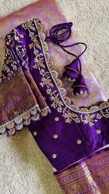 Blouses For Paithani Sarees, Latest Wedding Pattu Saree Collection, Purple Blouse Maggam Work Designs, Blouse Back Neck Designs For Pattu Saree, Pattern Blouses Designs, Self Work Blouse Designs, Simple Butta Blouse Design, Best Maggam Work Blouse Designs, Magam Work For Pattu Sarees