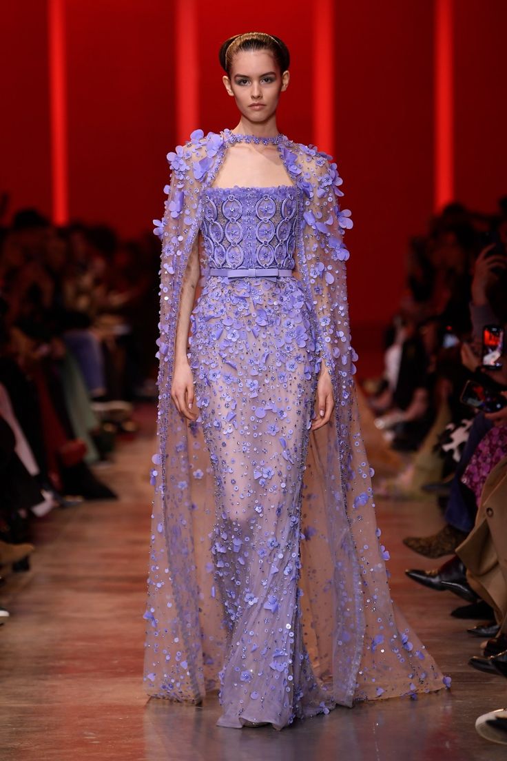 Elie Saab Couture Spring 2024 [PHOTOS] Couture, Mideval Dress, Mode Purple, Couture 2024, Purple Summer Dress, Womens Fall Coats, Fall Coats, Fashion Draping, Fashion Collection Inspiration