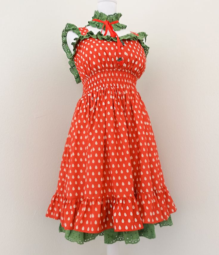 Strawberry Picnic Dress Couture, Strawberry Themed Clothes, Strawberry Themed Outfit, Fruit Inspired Outfit, Strawberry Shortcake Aesthetic Outfit, Strawberry Outfit Aesthetic, Fruitful Fashion, Fruit Outfits, Dessert Outfit