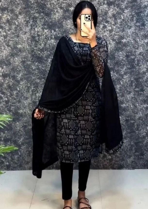 Splendorous Black Color Fox Georgette Printed Work Kurti Kurti Casual, Anarkali Suits Bollywood, Casual Party Wear, Stylish Kurtis, Gowns Party Wear, Party Wear Gowns, Bollywood Lehenga, Saree Gown, Printed Dupatta