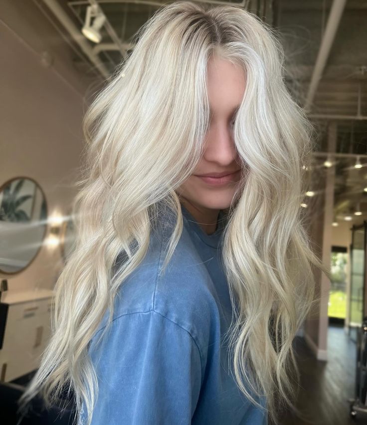 is it summer yet? 😎🍉☀️ peep the scandi hairline 🤩 #destinhair #30ahair #santarosahairstylist #mirmarhairstylist #destinhairstylist #30ahairstylist #30ahairdresser #destinhairdresser #panamacityhairstylist #destinsbesthair #30asbesthair #destinblondespecialist #30ablondespecialist #santarosablondespecialist #blondehair #beautifulhair #beachwaves #panhandlehairstylist #behindthechair #framarfoils #schwarzkopf #redkinshadeseq #oribeobsessed #davines #blondespecialist #summerhairgoals #blondeha... Scandi Hairline, Honey Blonde Hair Color, Honey Blonde Hair, Cherry Cola, Peach Fuzz, Hair Dresser, Honey Blonde, Panama City Panama, May 22