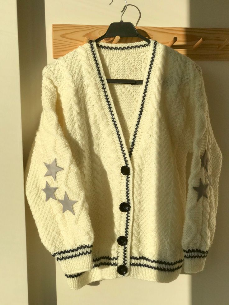 Our Taylor Swift Cardigan Sweater | Folklore Album Handmade knit Jacket | Woman Sweater Oversize Unique White Chunky Cozy Clothing #cardigan #taylorswift #sweater #knit #handmade #knit #etsy #white #christmas #streetwear #longsleeve Cute Cardigan Outfits, Star Cardigan, Knitted Jackets Women, Crochet Sweater Design, Handmade Knit, Sweater Oversize, Cute Cardigans, Cardigan Outfits, Cute Jackets