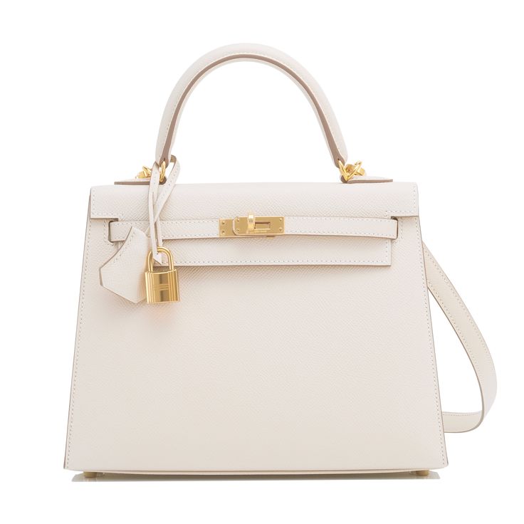 #Hermes #Kelly #Bag Craie Epsom Gold Hardware White Hermes Kelly, Kelly Hermes 25, Hermes White Bag, Kelly Birkin Bag, Hermes Shoulder Bag, White Hermes Bag, White Kelly Bag, Hermes Kelly White, Kelly 25 Hermes