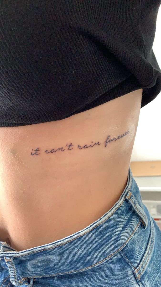 Tattoos Text Women, Elegant Side Tattoos For Women, Tattoo Ideas Side Ribs Quotes, Poems For Tattoos, Small Tattoos For Side Ribs, Cute Tattoos On Side Ribs, Script Tattoo On Ribs, Rib Tatoos Woman, Simple Rib Cage Tattoos For Women